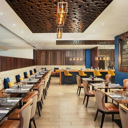 Sheraton Heathrow Hotel Ґіллінґдон Екстер'єр фото